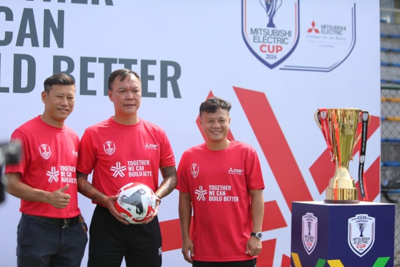 ASEAN Cup trophy tour arrives in Vietnam